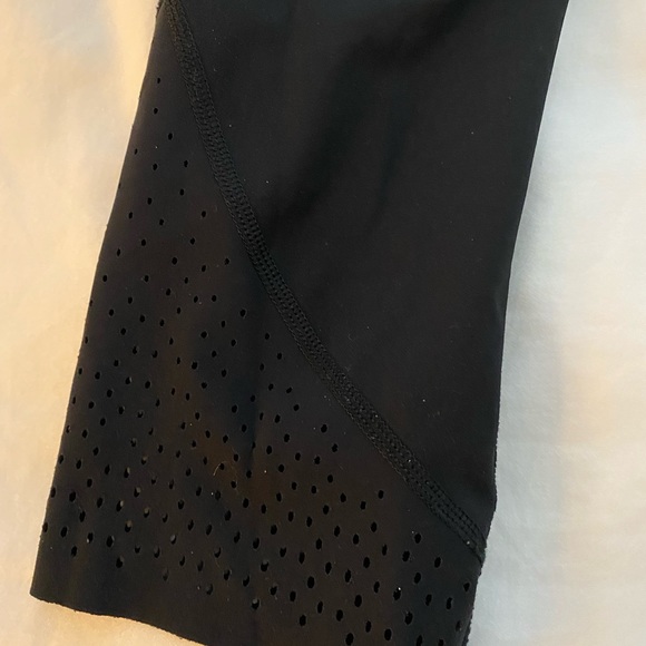 Lululemon Capris - Picture 6 of 6